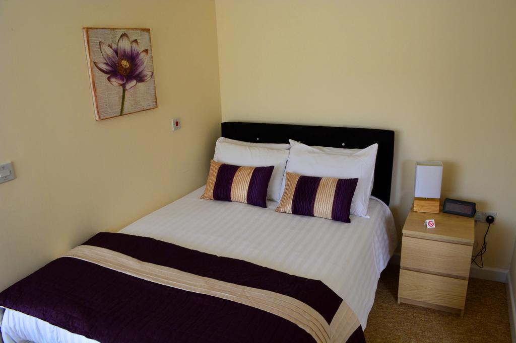 Winston Guesthouse Bicester Esterno foto
